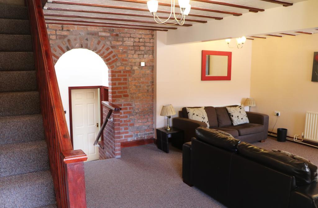 Bank Top Farm Cottages Stoke-on-Trent Екстериор снимка